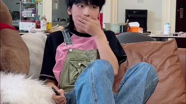 คุณแม่: พอแล้ว ไม่ต้องอธิบายกับฉันอีก!!!