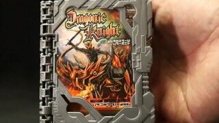 DX假面骑士圣刃 龙纹骑士奇幻驱动书把玩视频