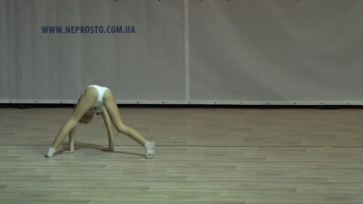 The solo dance of the Maomei girl is cute and that’s all