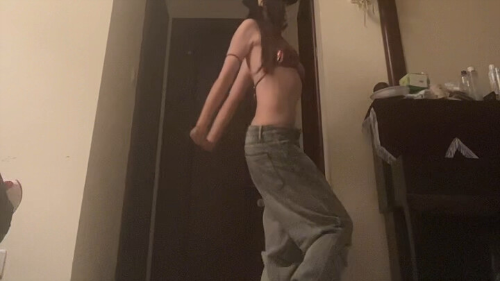 เพลงที่แฟนๆ mommae ขอคือแค่ 60 วินาทีเท่านั้น...ติดสติกเกอร์นานหกนาที #กล้ามท้อง #ลายเสื้อกั๊ก #ยกเส