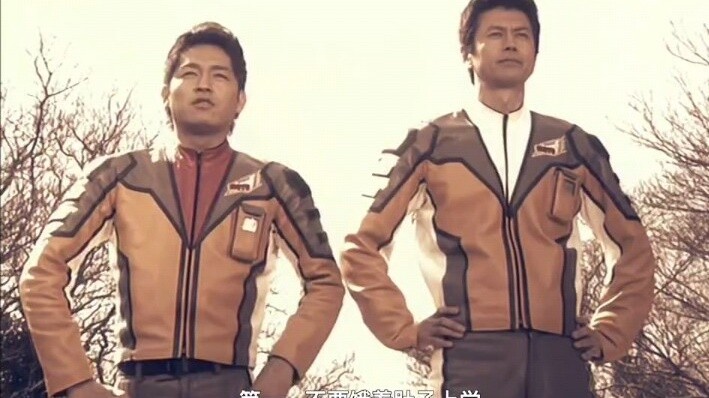 Orang-orang di Ultraman ini sebenarnya diperankan oleh orang yang sama