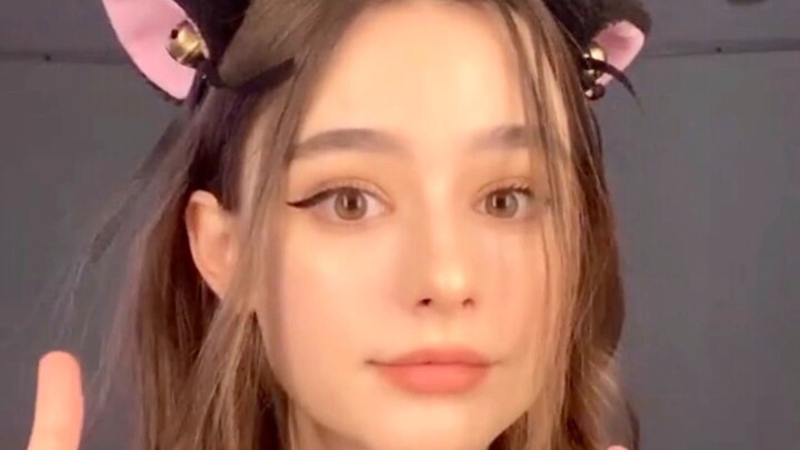 Deretan 5 Foto Imut Si Bidadari Rusia, Dasha