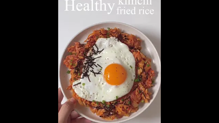 ข้าวผัดกิมจิเฮลตี้