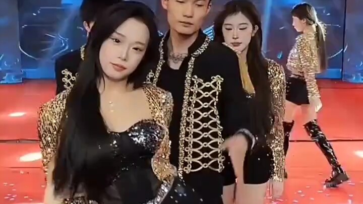 Ya Family Group Livestream Opening Dance