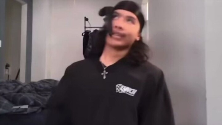 จะเล่นมุกป๊ะป๋าเป็นสแปงค์บ็อบเลยใช่ไหม?