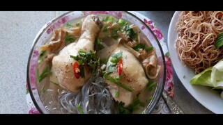 Bếp cô tư / Miến gà nấu măng