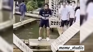 cứ tỏ nguy hiểm vài cái hết