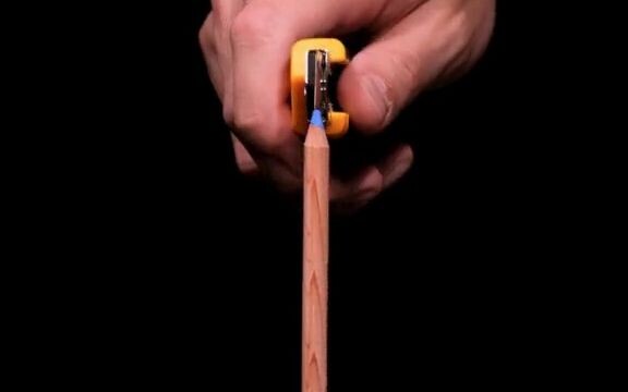 【放大亿点点】铅笔裂纹