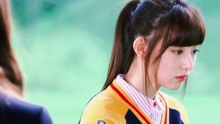 The director reportedly added bangs to her to tone down her looks — Kim Ji-won and Liu Rachel