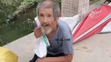 Poor old man needs more help in China.