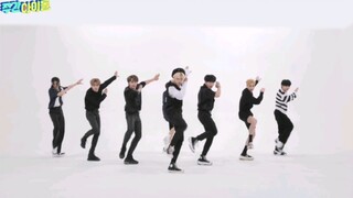 【Stray Kids】SKZ giới hạn biến toàn bộ thành viên thành nhóm nhạc nam "cao nhất" Kbiz với chiều cao c