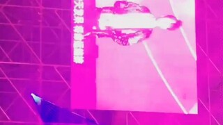 Senior sister originally went to Zhan Zhan’s 2018xjiu concert