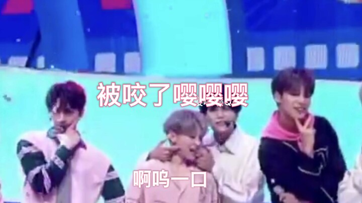 【عودة سيفنتين】على مسرح أغنية "Snap Shoot"، طفل صغير لم يكن سعيدًا فعضّ طفلًا آخر!