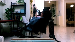 各位有猫的旅客请注意，请调直您的座椅靠背【尿尿是只猫】