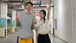 快让你的笨蛋男友来当你的男伴