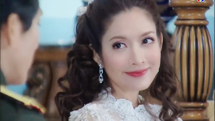 Chưa bao giờ cho rằng Vanida là kẻ thứ ba; Vanida cũng thật đáng thương, vô tội. Ngay từ đầu cô ấy c