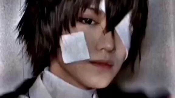 cosplay dazai😍