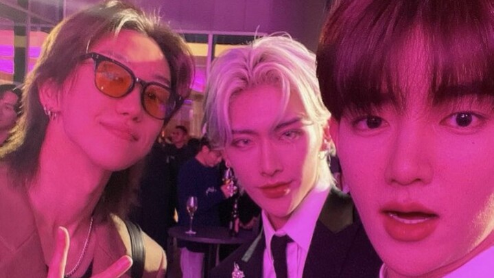 โอ้แม่เจ้า เสี่ยวปา จางฮ่าว และริกกี้ถ่ายรูปคู่กันแล้ว แฟนๆ ต่างชาติตื่นเต้นสุดๆ ไลน์ของฝั่งจีนมั่นค