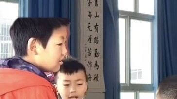 When the teacher asked us to have a free discussion...