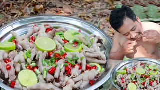 ยำตีนนนไก่