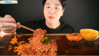 Mì nấm xúc xích phần 5 #mukbang
