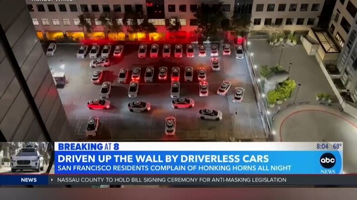 This ridiculous thing finally made the news: in San Francisco, self-driving cars keep honking at eac