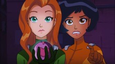 Totally Spies Season 7 Episode 4 Creepy Crawly Creature Catcher