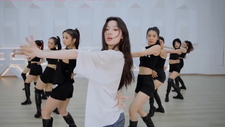 [เดบิวต์ในวงการบันเทิงภายในประเทศ] ห้องฝึกซ้อมครั้งที่ 6 ของ Na Ye-na กับเพลง "Who Can Give Me Love"