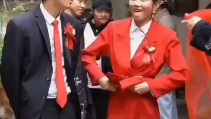 Whose bride is this, exuding such overwhelming charisma?