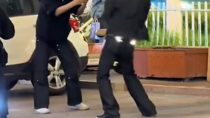 มุมมองคนเดินถนนของถังเจียฉี
