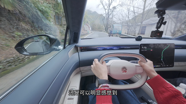 The NIO ET9’s champagne-tower mode is just a fun Easter egg—how does the Sky‑Way chassis really stac