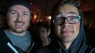 GOING TO A HAUNTED HOUSE WITH NIGHTFOXX - VLOG