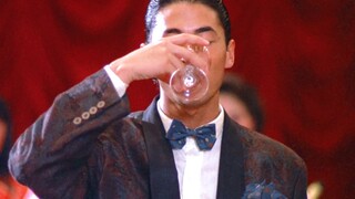 一张公认贵气到无法演穷人的脸！