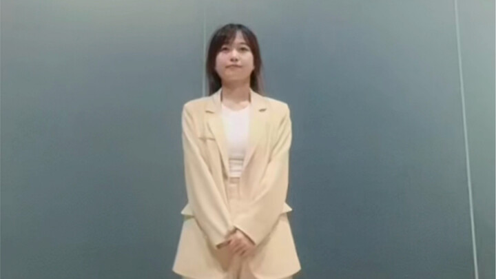 Hello everyone, I am Chen, who has been practicing for two and a half years! ! Xiaoju choreography f