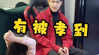 《为 了 压 岁 钱》