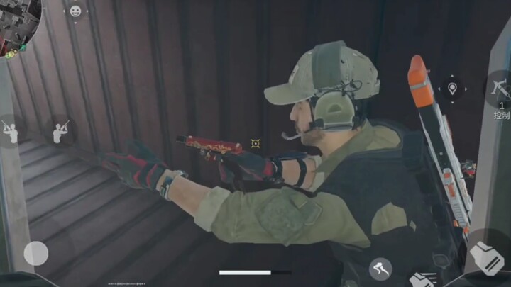 หมาป่าแดง: พี่โล่ทางนี้ครับ