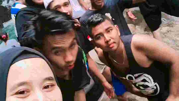 Gatau apa judulnya