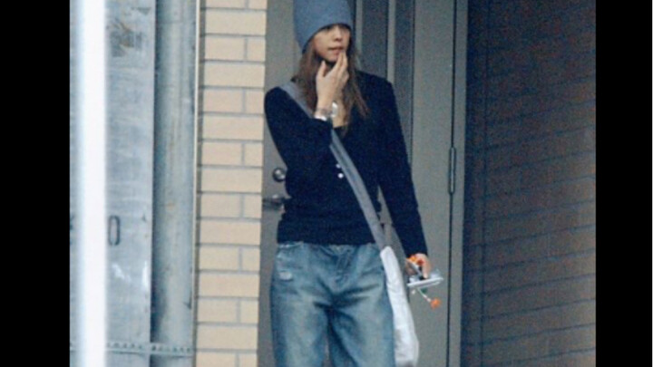 لماذا تتمتع نجوم المشاهير تحت عدسات مصوري الباباراتزي اليابانيين بهذه الأجواء القوية؟