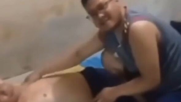 ibang beat Ang hinahawakan