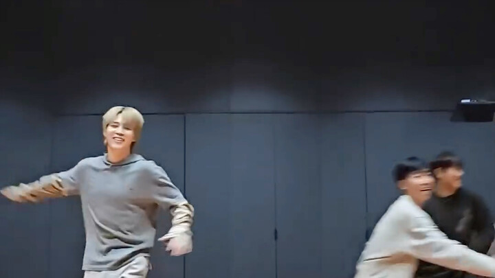 Park Ji-min 23.12.20 Món quà bất ngờ của Jimin (và cả Taehyung nữa)