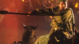 Guan Erye's sword is so furious that even Lu Bu can't stop it.