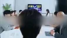 28.From Demoted to CEO: With a Golden Finger and a House Husband!