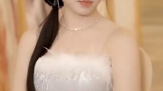 【INDO DUB】Tahan 3 tahun cuma dapat surat cerai_ Dia keluarkan Pedang Longyin dan gegerkan pesta!