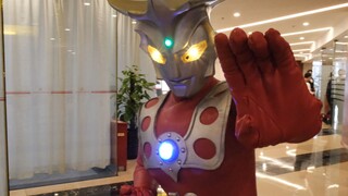 Ultraman Leo at Shanghai Photo Exhibition