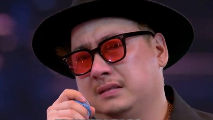 Some people say he is crazy? But he is the fattest hip-hop dancer and is active on the international