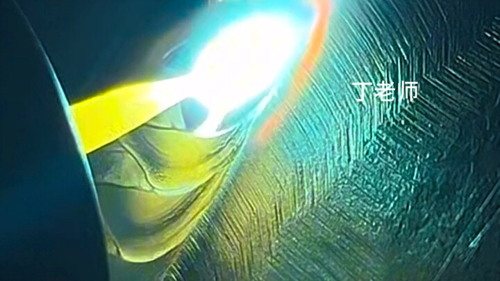 Hàn hồ quang argon vảy cá hàn tay quay