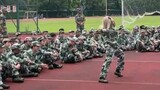 Huấn luyện quân sự/Thời kỳ gây rắc rối Phiên bản vũ đạo Fengjun vị trí nam (phiên bản chèo nước)