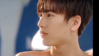 So pure and affectionate. Zhang Linghe, you are such a good actor. I can't stand it.