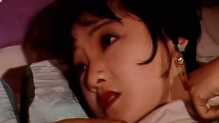 Such a clever woman as Daiyu—how could she not know? She’s just left with no choice.