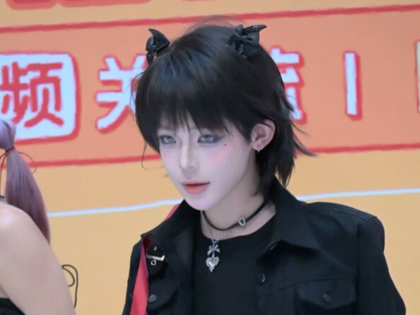 Female Ghost Style! Six Ghosts and One?! 04 Male College Roadshow artms "birth+lcarus" Jin Ji-zhen P